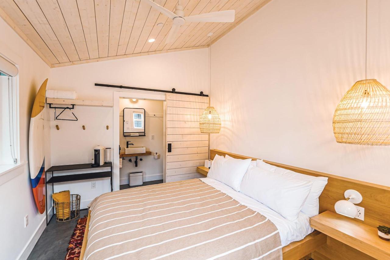 Mini Shortboard Room With A Queen Bed Стінсон-Біч Екстер'єр фото